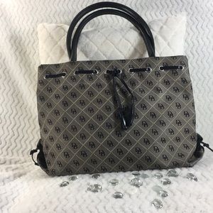 EUC Dooney & Bourke Signature Fabric Tote